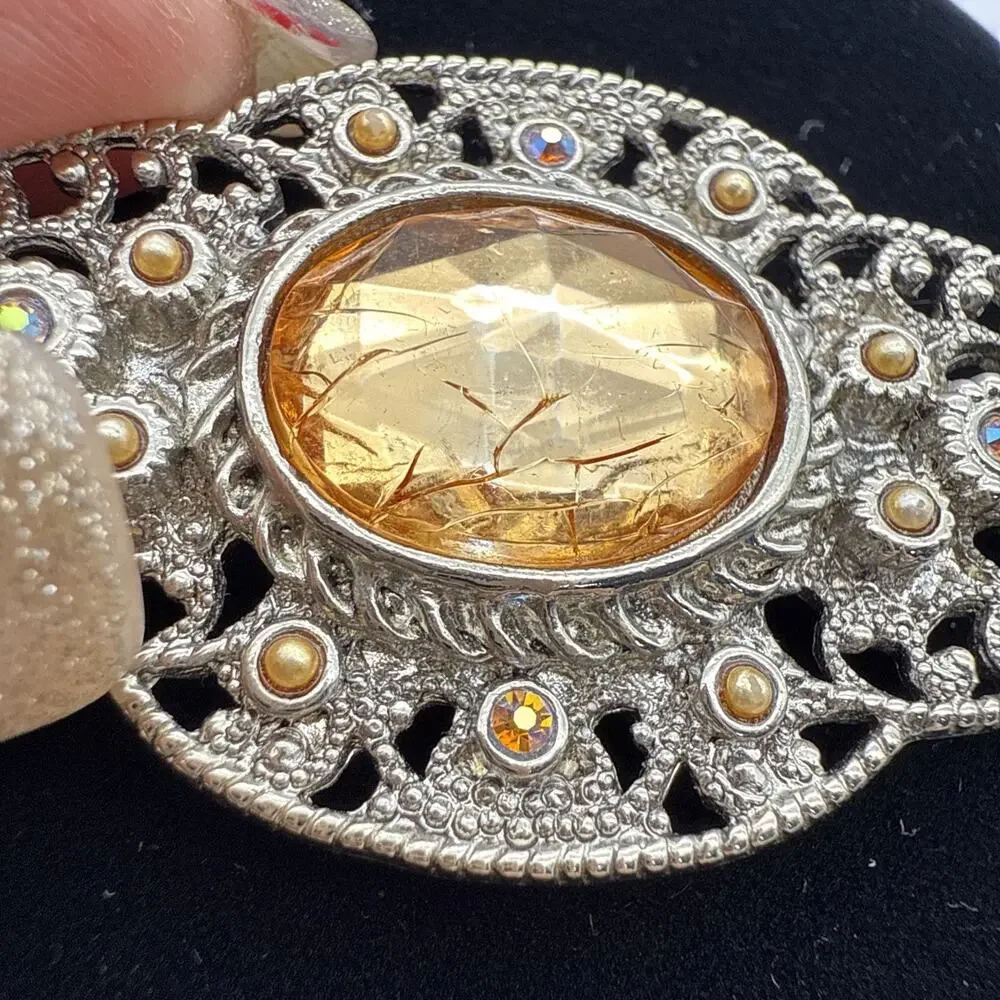 Vintage Peach Lucite Cabochon Victorian Bridgerton Style Brooch Pin READ